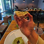 Photo n°2 de l'avis de Santhawat.. fait le 04/06/2023 à 15:39 sur le  What do you fancy love? à Berlin