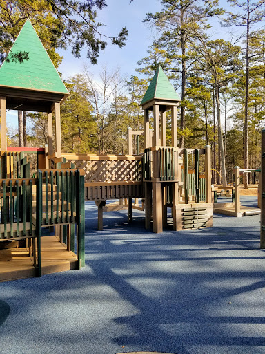 Parks with barbecues in Charlotte