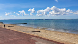 Photo de Lee on the Solent avec rivage droit, long