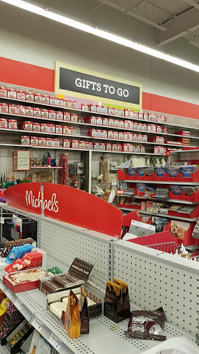 Craft Store «Michaels», reviews and photos, 34 Cambridge St #150, Burlington, MA 01803, USA