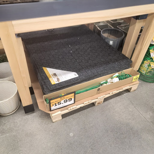 Shopping Mall «Bridle Trails Shopping Center», reviews and photos, 6501-6625 132nd Ave NE, Kirkland, WA 98033, USA