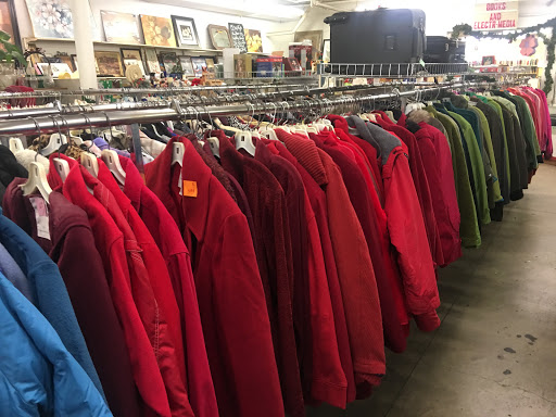 Thrift Store «Community Thrift Center», reviews and photos, 2226 Noblestown Rd, Pittsburgh, PA 15205, USA