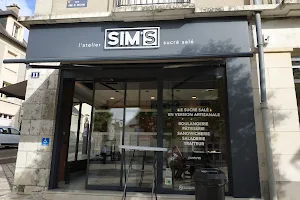 SIM'S image