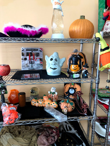 Thrift Store «Goodwill Riviera Beach/Broadway Store & Donation Center», reviews and photos, 3500 Broadway, Riviera Beach, FL 33404, USA