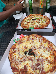Photo n°25 de Le Camion Pizza Au Feu De Bois à Lacanau ()