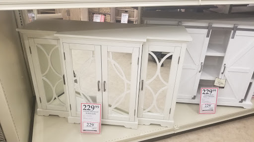 Home Goods Store «Christmas Tree Shops», reviews and photos, 2350 Lincoln Hwy E, Lancaster, PA 17602, USA