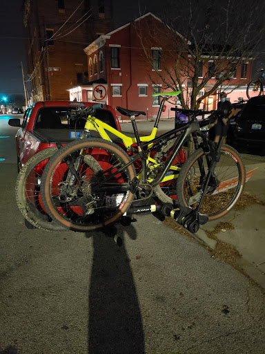 Bicycle Store «Reser Bicycle Outfitters», reviews and photos, 648 Monmouth St, Newport, KY 41071, USA