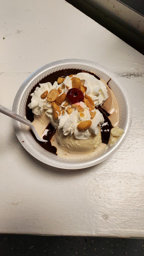 Ice Cream Shop «Homemade Ice Cream Shop», reviews and photos, 14660 Front Beach Rd, Panama City Beach, FL 32413, USA