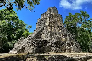 Zona Arqueológica de Muyil image