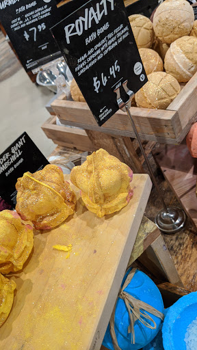 Cosmetics Store «LUSH», reviews and photos, 575 Bellevue Way NE #128, Bellevue, WA 98004, USA