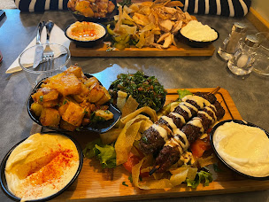 Photo n°86 de Le Cèdre à Le Kremlin-Bicêtre ()