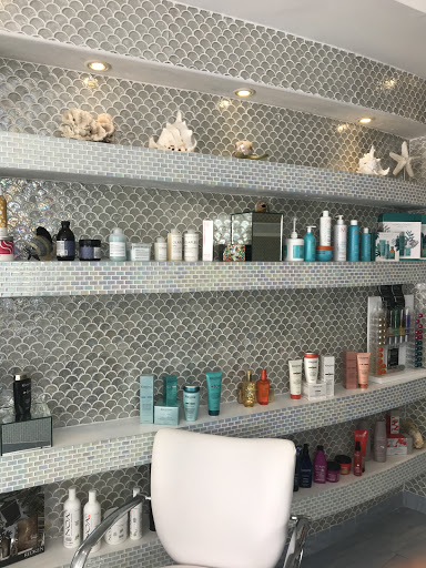 Waves Beauty Salon