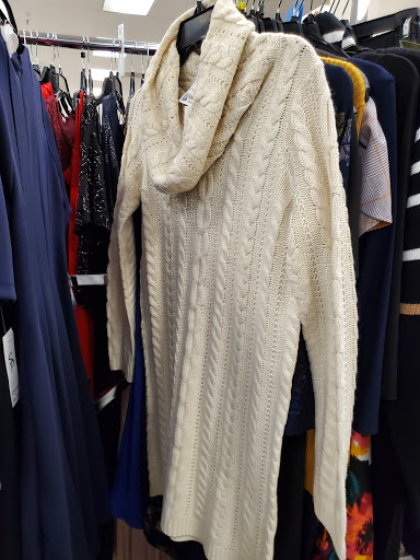 Clothing Store «Ross Dress for Less», reviews and photos, 4107 Portsmouth Blvd, Chesapeake, VA 23321, USA