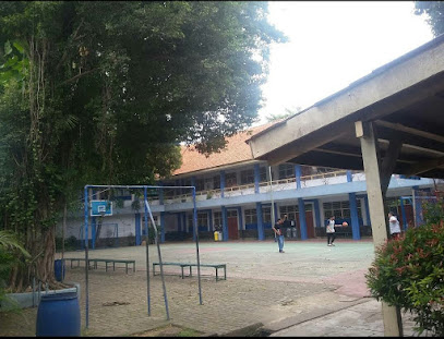 SMP Strada Kampung Sawah