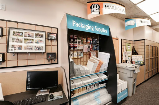 Shipping and Mailing Service «The UPS Store», reviews and photos, 9322 3rd Ave, Brooklyn, NY 11209, USA