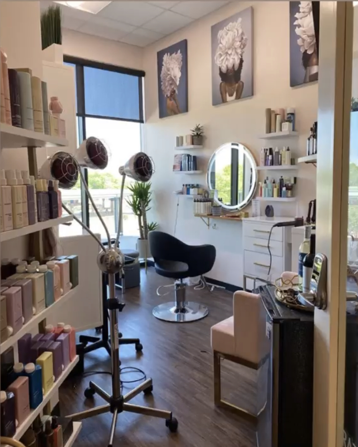 Hintz of Color LLC 77401