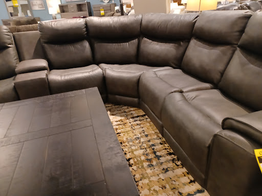 Furniture Store «Furniture Deals», reviews and photos, 10360 Metcalf Ave, Overland Park, KS 66212, USA
