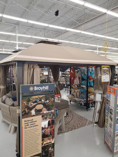 Discount Store «Big Lots», reviews and photos, 6777 Winchester Rd, Memphis, TN 38115, USA