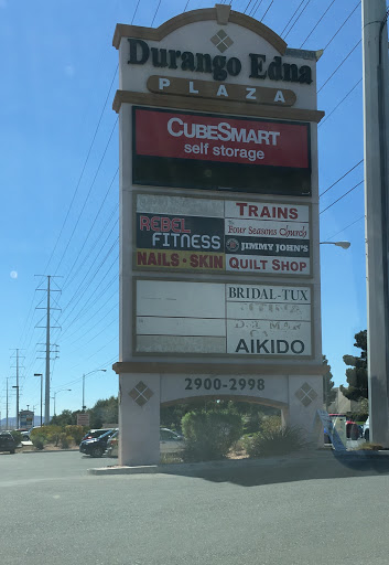 Fabric Store «Christmas Goose Quilt Shop», reviews and photos, 2988 S Durango Dr # 109, Las Vegas, NV 89117, USA