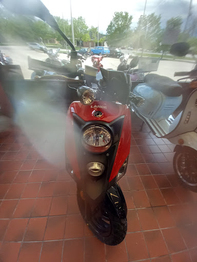 Motor Scooter Dealer «Scooter World», reviews and photos, 9200 Santa Fe Dr, Overland Park, KS 66212, USA