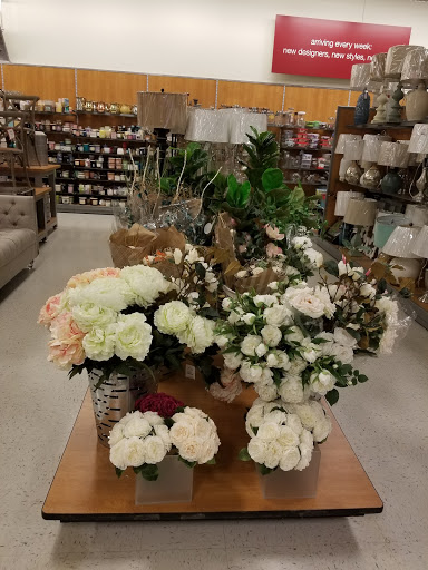 Department Store «T.J. Maxx», reviews and photos, 321 Collins Rd NE, Cedar Rapids, IA 52404, USA