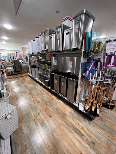 Department Store «HomeGoods», reviews and photos, 1945 W Lumsden Rd, Brandon, FL 33511, USA