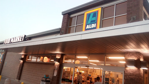 Supermarket «ALDI», reviews and photos, 56 Lakeview Ave, Clifton, NJ 07011, USA