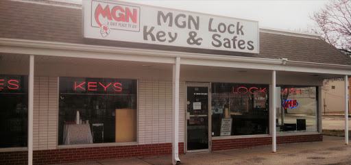 Locksmith «MGN Lock Key & Safes, Inc.», reviews and photos, 513 E Hawley St, Mundelein, IL 60060, USA