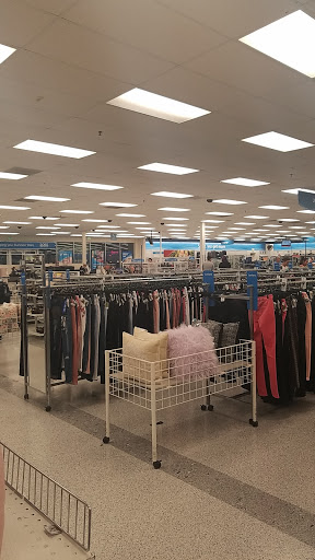 Clothing Store «Ross Dress for Less», reviews and photos, 1161 N Burleson Blvd, Burleson, TX 76028, USA