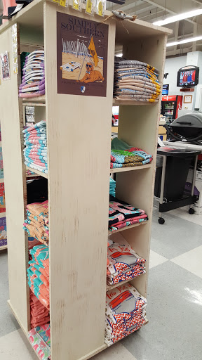 Hardware Store «Vero Beach Hardware», reviews and photos, 3555 9th St SW, Vero Beach, FL 32968, USA