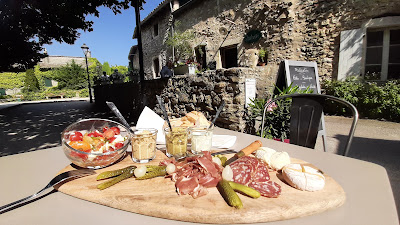 Melocoton à Cliousclat