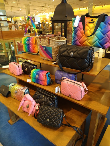 Department Store «Von Maur», reviews and photos, 7700 E Kellogg Dr N, Wichita, KS 67207, USA