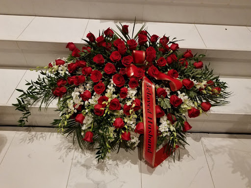 Florist «Morton Grove Florist», reviews and photos, 5741 Dempster St, Morton Grove, IL 60053, USA