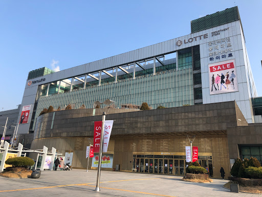 Lotte Department Store