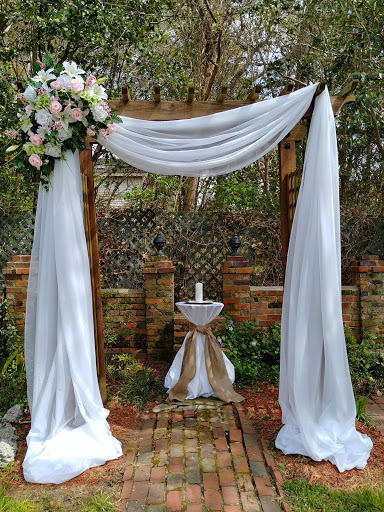 Wedding Venue «Isaac Taylor Garden Event Venue in New Bern», reviews and photos, 228 Craven St, New Bern, NC 28560, USA