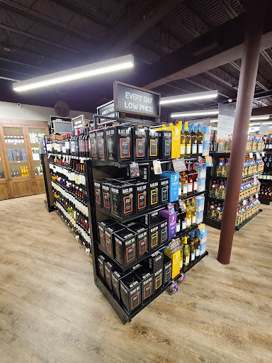 Liquor Store «Montgomery County», reviews and photos, 11301 Seven Locks Rd, Potomac, MD 20854, USA