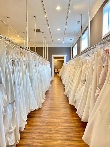 Bridal Shop «Carrie Karibo Bridal Boutique», reviews and photos, 334 W Benson St, Cincinnati, OH 45215, USA