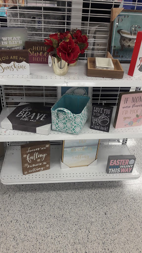 Clothing Store «Ross Dress for Less», reviews and photos, 5800 Baltimore National Pike, Catonsville, MD 21228, USA