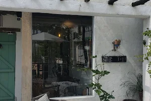 Ealit - อีลิท - café bar & restaurant (Specialty coffee) image