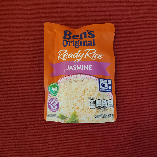 Grocery Store «Green Hills Farm Discount Grocer», reviews and photos, 615 E Newport Rd, Lititz, PA 17543, USA