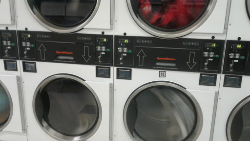 Grocery Store «La Riviera Market and Spirits», reviews and photos, 9331 La Riviera Dr, Sacramento, CA 95826, USA