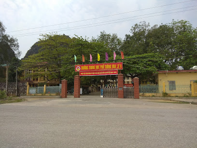 Trường THPT Hoa Lư A