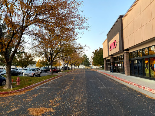 Movie Theater «AMC Theatres West Jordan 12», reviews and photos, 1600 Fox Park Dr, West Jordan, UT 84088, USA