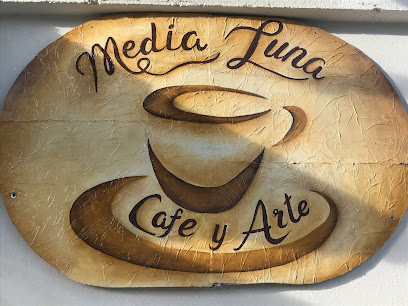Cafe y Arte 'Media Luna'