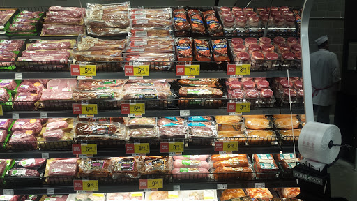 Grocery Store «Kroger», reviews and photos, 2956 E 10th St, Jeffersonville, IN 47130, USA