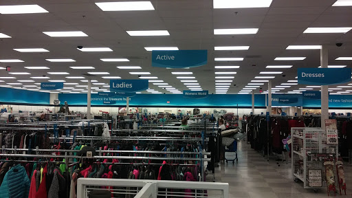 Clothing Store «Ross Dress for Less», reviews and photos, 701 N Milwaukee Ave, Vernon Hills, IL 60061, USA