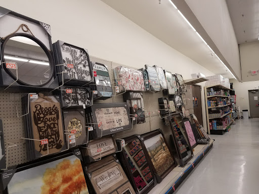 Discount Store «Big Lots», reviews and photos, 3621 N Josey Ln, Carrollton, TX 75007, USA