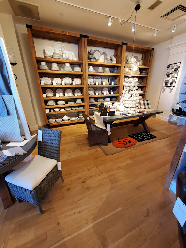 Furniture Store «Pottery Barn», reviews and photos, 4011 Westheimer Rd, Houston, TX 77027, USA