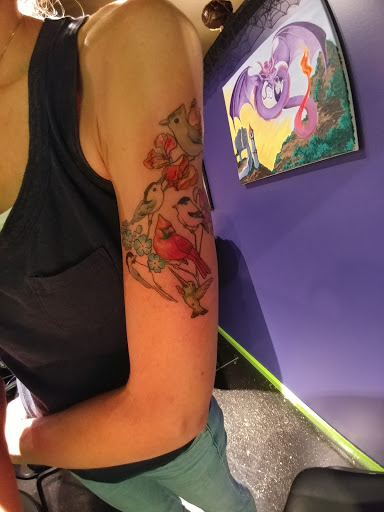 Tattoo Shop «Tit 4 Tat Tattoo Studio Inc.», reviews and photos, 45571 Mound Rd, Shelby Charter Township, MI 48317, USA