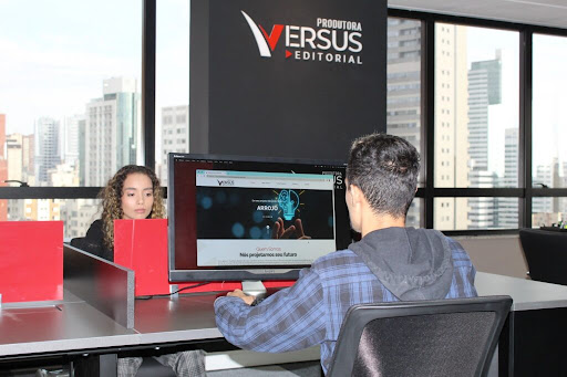 Logo da empresa - Versus Editorial